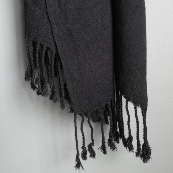 Black Jumbo Pashmina Wrap Scarf - Picture 4 of 6